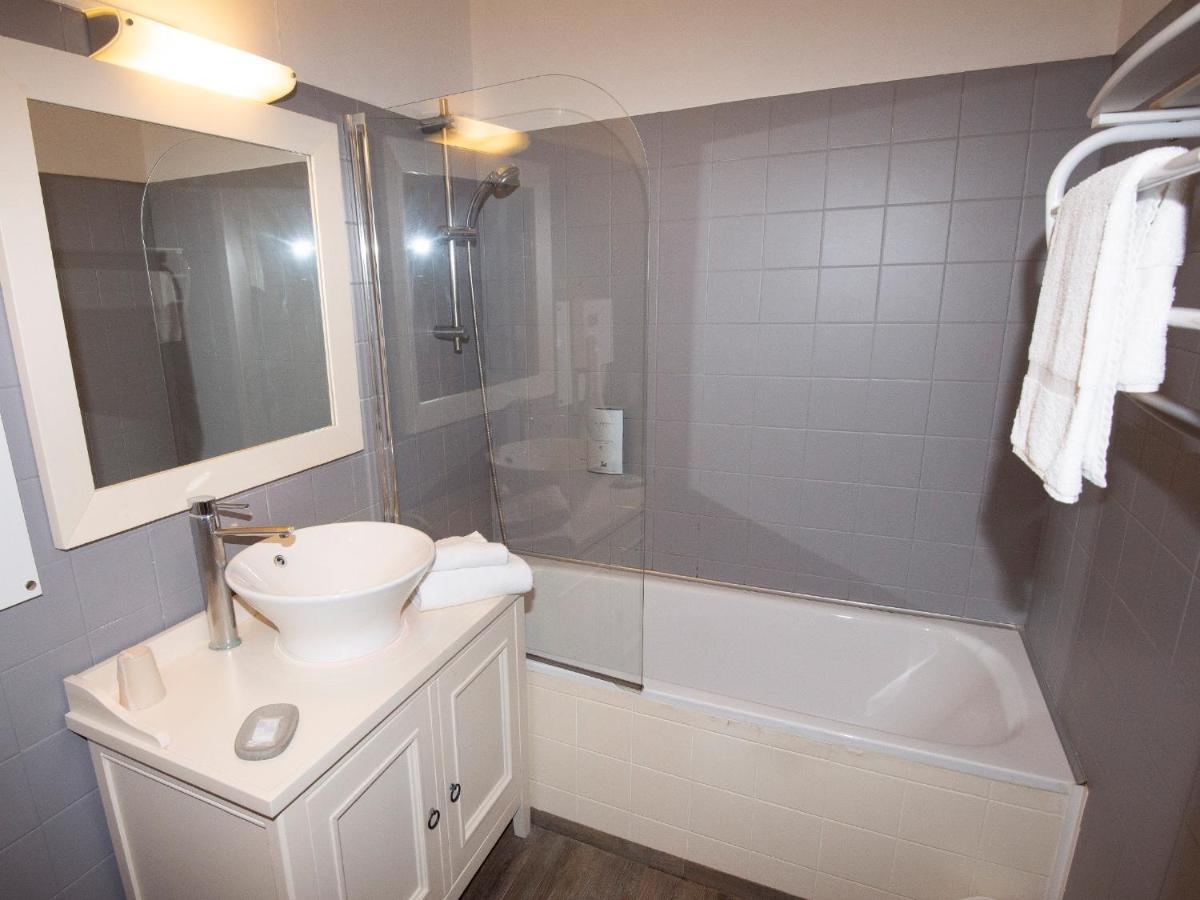 Cit'hotel Les Eleis Hotel