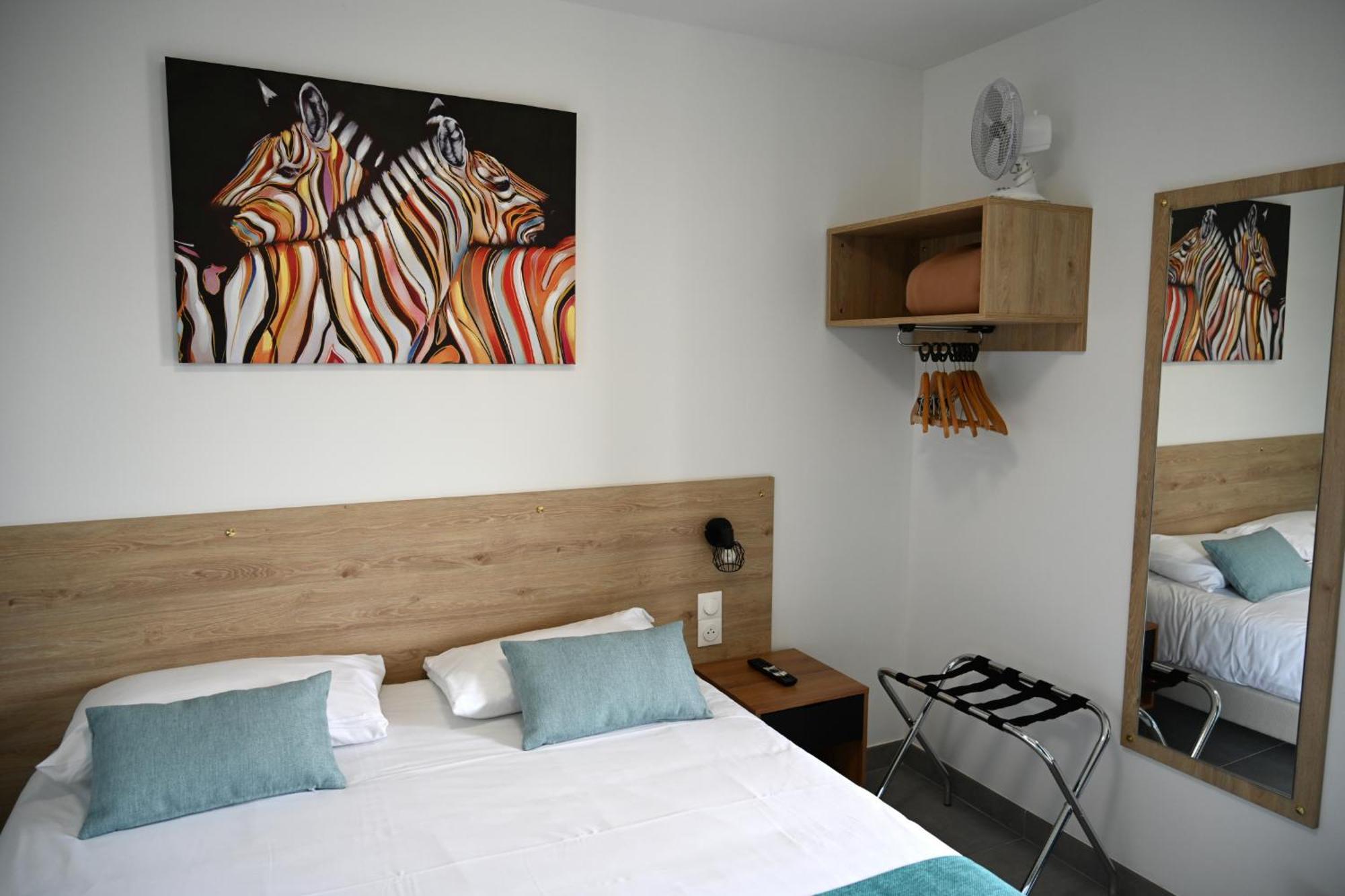Cit'hotel Les Eleis Saint-Martin-de-Fraigneau