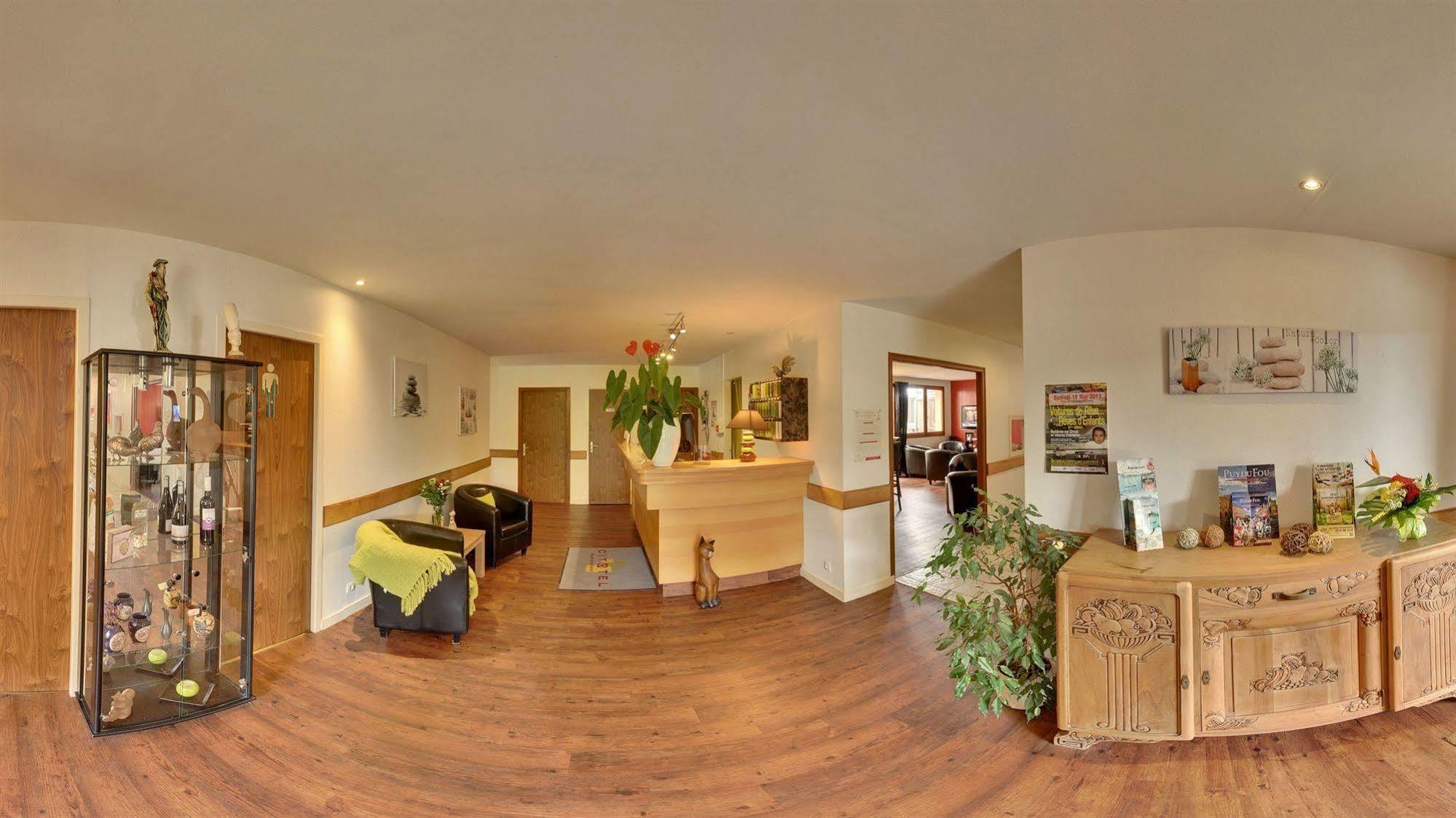 Cit'hotel Les Eleis Hotel